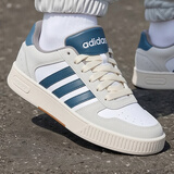 阿迪达斯（adidas）板鞋男鞋 2026夏季新款运动鞋低帮透气休闲鞋耐磨轻便小白鞋 新到货/白蓝/时尚板鞋 42 （内长260mm）