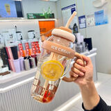 直身杯大容量水杯便携夏天女高颜值冰霸杯带吸管杯耐高温塑料杯子 【奶咖色】带茶仓+防尘帽 1300ml