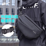 回力磁吸扣男士斜挎包大容量机能胸包通勤包骑行户外背包运动单肩包