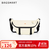 BAGSMART斜挎包骑行胸包男女大容量轻便通勤旅行户外大学生饺子包腰包挎包 奶油黄