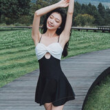 柯帛新款泳衣女韩国ins遮肚显瘦小胸聚拢游泳简约高雅可拆卸裙摆 黑白撞色 L码(98-110)