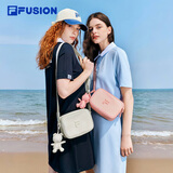 FILAFUSION斐乐潮牌情侣款挎包男士女士包包新品小熊挂件斜挎包 蒸汽白-IV XS