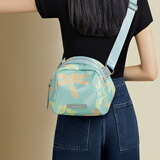 红蜻蜓包包女包斜挎女包女轻便小包轻巧牛津布女士胸包单肩包七夕礼物 浅蓝色