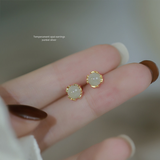 伊黛儿合成和田玉耳钉女养耳洞2025新款耳环女气质小清新耳饰品生日礼物 合成和田玉耳钉E1505金色