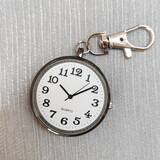 艾曼宁（AIMANNING） 护士钥匙扣挂表老年人大表盘清晰夜儿童石英怀表男女学生考试表 黑色（推荐）