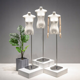 服装店扁身模特道具韩版平胸女装人偶女半身橱窗假人台全身展示架 扁身女模单身体【无底座特价款】 套餐一【高档斜条纹麻布面料】