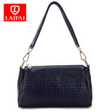 赖牌LAIPAI新款单肩包女包牛皮鳄鱼纹斜挎包手提包女 宝蓝色