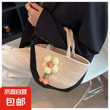 新款2025草编包包通勤单肩夏季编织手提包斜挎包拍照手机沙滩 米色麻花泡芙包【带花】