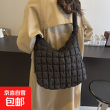 韩版云朵褶皱包包女2025新款时尚大容量泡泡云朵包休闲单肩斜挎包 黑色