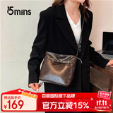 15MINS包包女款2025秋冬水桶包女通勤大容量单肩斜挎包休闲女士包包