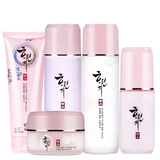 名蔻（MINGKOU）化妆品韩品护肤套盒春夏季女深层补水润泽爽肤水乳液霜组合套装 洁面+水+乳液+粉底液+霜