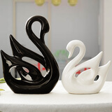 宏赫 景德镇陶瓷家居装饰品 客厅电视柜陶瓷工艺品摆件 现代家装饰品 大黑小白天鹅