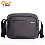 亨得利商务单肩包 方形横款休闲男包斜挎包女户外男包运动韩版潮 灰色