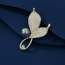 Marco Bizzarri【高档品牌胸针】迭香胸针女珍珠高档精致防走光西装小香风胸花女 送女友送老婆生日礼物