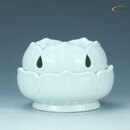 贵和祥贵和祥豆青釉莲花香器* 豆青釉莲花香器