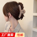 毛绒抓夹高级感秋冬发夹女生后脑勺沙鲨鱼夹发量多发卡夹子头饰 毛绒浅咖