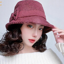 唐妮假发女中老年妈妈帽子假发一体渔夫盆帽时尚短卷发仿真发礼帽 红色帽 自然色假发