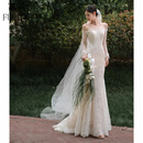 富领一字肩轻婚纱法式蕾丝新娘感森系订婚礼服超仙出门纱迎宾礼服 白色 M