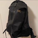 始祖鸟（ARC’TERYX）Arro16 Backpack 双肩背包 黑色 16升 黑色