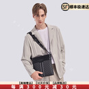 FAIRWHALE【高端奢品】2025新款男士单肩包印花商务休闲通勤斜挎包男 黑色