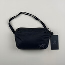 始祖鸟（ARC'TERYX）Heliad 6L刺绣标运动休闲斜挎单肩包 black 黑色