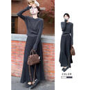 艾珠儿（Aizhuer）法式高级感灰色针织连衣裙子女秋冬季2025新款小个子气质长裙套装 浅灰色上衣+深灰色半身裙 均码 （建议80-140斤）