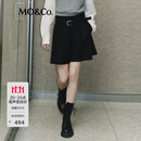 MO&Co.休闲裤春秋绵羊毛精纺中低腰宽松A字压褶黑色短裤(附腰带) 黑色 M