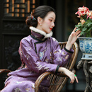 一城风絮涵香偎暖丨原创设计丨冬款真丝香云纱重工刺绣夹棉元宝领窄袖旗袍 紫色真丝香云纱绣花元宝领旗袍 绗缝仿丝棉内里 M