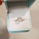 七笙纪胖东来戒指超市代购小方糖戒指925银莫桑石戒指带小票带证书婚戒 戒托带钻【小方糖钻戒】2克拉-含证书-小票 戒指开口可以调节大小【代购-试带请不要损坏任何地方