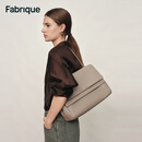 Fabrique 荔枝纹牛皮配肩带双翻盖公文包 - 中号 月岩灰 M