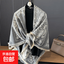 新款复古印花披肩气质加厚大方巾秋冬保暖御寒学生时尚装饰斗篷女 灰色 130*130cm