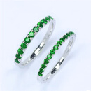 蔻诗哲 COASZE18K天然翠绿沙弗莱戒指女 绿色宝石排戒尾戒指环 窄约1.6mm(12号) 沙弗莱排戒