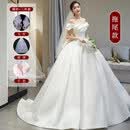 妆结嬉一字肩法式缎面轻婚纱新娘2025新款主纱感大码礼服小个子简约 拖尾款+三件套 M