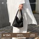 裘真云舒系列手拎云朵包植鞣羊皮休闲百搭小手提包女 黑色