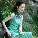 一城风絮青衫云绣丨原创设计丨夏款正绢如意云肩刺绣收省修身无袖旗袍 【绿色】真丝植物染云肩绣花旗袍 S
