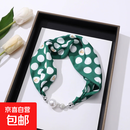 夏橘色小马丝巾女磁吸扣高级感项链吊坠领巾百搭衬衫围巾批发定制 PC3628-绿底波点