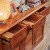 新柜尔 中式餐边柜实木客厅储物茶水柜实木大容量碗柜 海棠色1.59