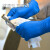 爱马斯(AMMEX)一次性丁腈手套加厚丁晴食品实验室清洁检查防水工作防护厨房劳保100只/盒XNFST42100小码
