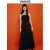 纬漫纪（VIMAGE）秋季新款商场同款时尚气质显瘦收腰长款黑色吊带连衣裙V1607239 黑色20 1/S