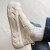 科顿杰斯今年流行的小白鞋女2023年新款厚底松糕魔术贴休闲板鞋面包 米白色 36