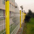 丰昂 桃型柱铁丝网公路防护网护栏网小区别墅围栏防护栅栏 工程粉加厚柱丝粗5毫米高1.5米*3米长含1柱