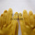 天骄南洋牛筋乳胶手套 黄色加厚耐用橡胶皮家务洗碗 防水清洁 新东方85克30双价格 S