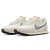耐克（NIKE）男鞋 春季新款运动鞋WAFFLE TRAINER复古华夫鞋休闲鞋跑步鞋 DM0180-100白灰 43