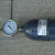 UPVC容积式脉冲阻尼器 液体水 计量泵专用 缓冲器均流器带压力表 DN20内径250.9L1.6MPA 空气式
