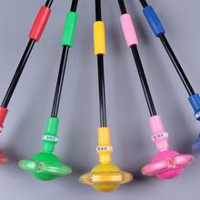 脚上溜溜球 跳跳球女孩儿童闪光折叠蹦蹦球 套脚环旋转单脚圈夜玩具 绿色闪光折叠跳跳球