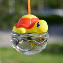 封闭式桌面新款qq鱼瓶qq龟瓶乌龟瓶迷你手提塑料小金鱼缸龟盒 乌龟款