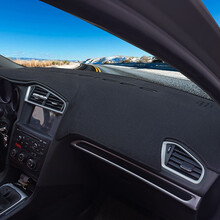 异特达 本田雅阁 思域 享域 缤智XRV 冠道URV 皓影CRV避光垫 前台垫仪表盘中控工作台防晒垫 黑色黑线【下单留言车型+年份】