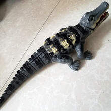 鳄鱼玩具会爬 鳄鱼玩具电动爬行充电发声仿真动物会走路发光唱歌抖音儿童男宝宝 灰色鳄鱼+3节5号电池