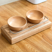 尚昊佳 进口红橡木斜面猫咪餐桌猫碗双碗倾斜猫食盆桌架96816 斜面餐桌+2个M号榉木碗