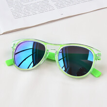 儿童太阳镜小孩墨镜男女童时尚眼镜宝宝卡通玩具眼镜框 绿色框-蓝镜片